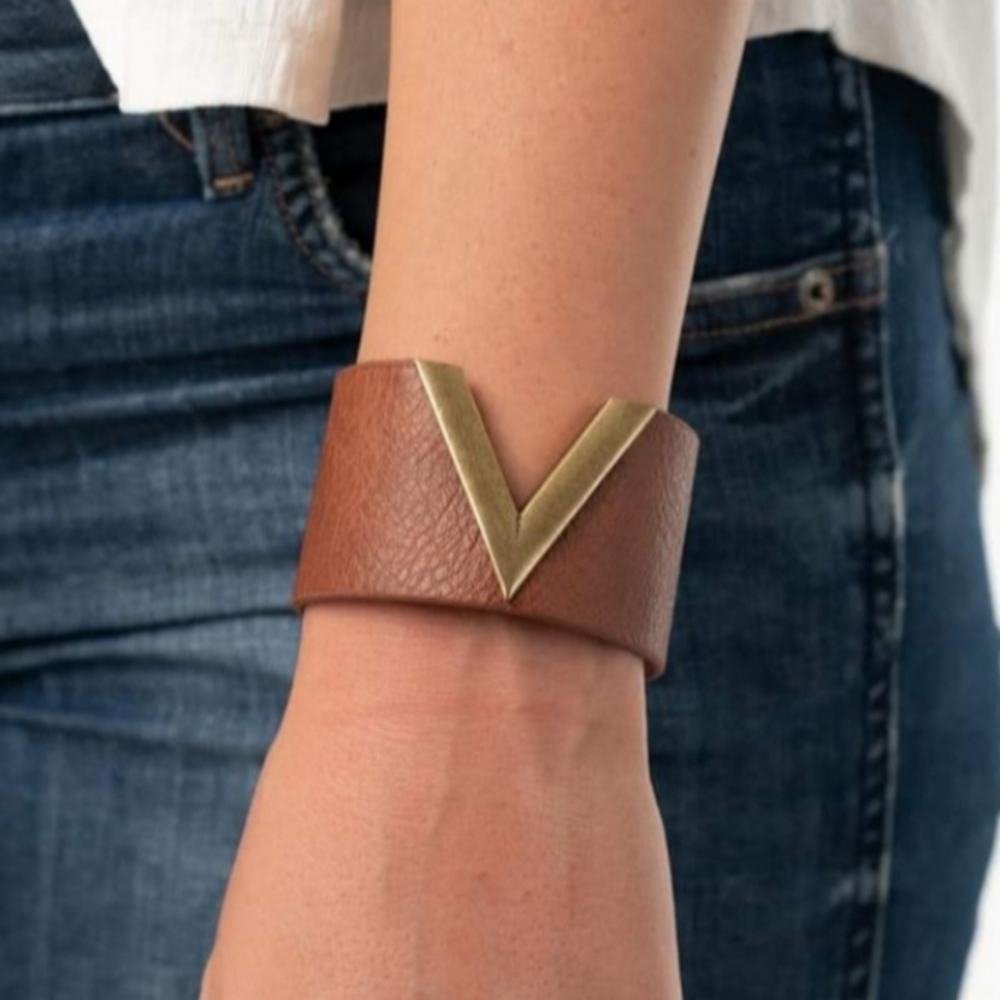 Paparazzi urban bracelet Brown